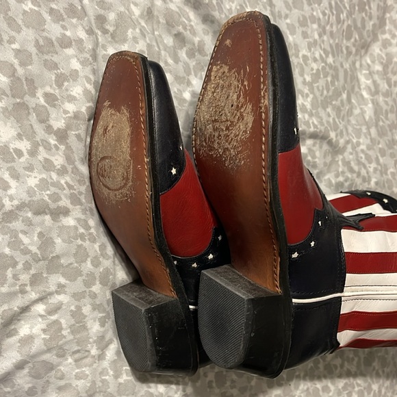 Awesome Patriotic Cowboys Boots. True to size square toe. - Picture 3 of 4